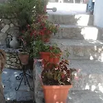 בית כפרי La Ginestra *