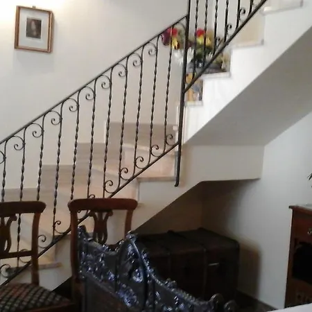 La Ginestra Bed and Breakfast 3*