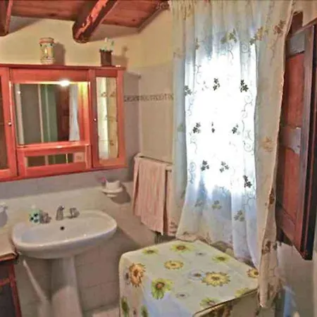 La Ginestra 3* شاكا