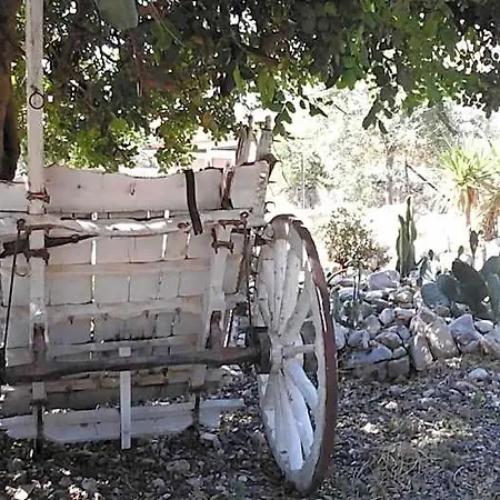 Летний дом La Ginestra